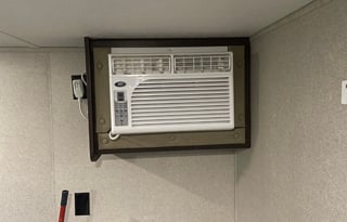 Cozy camper for 2 2018 Keystone RV Springdale