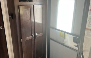 Family Fun Toy Hauler 2018 Jayco Octane Super Lite