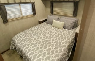 2020 Gulf Stream RV Conquest Class C 63111