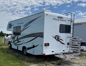 Thor Motor Coach Four Winds 22E