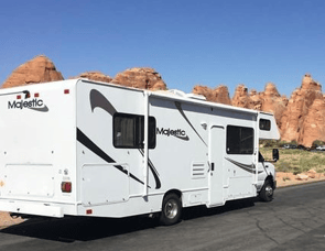 Thor Motor Coach Four Winds 28A