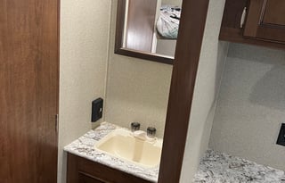 2018 Keystone RV Hideout Single Axle 185LHS