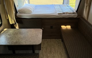 Incredible Family Friendly Trailer Camper