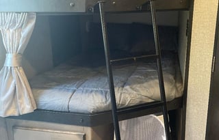 2019 Grand Design Transcend 27BHS