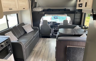 33ft Sunseeker special Bunkhouse Edition - "Sonny"