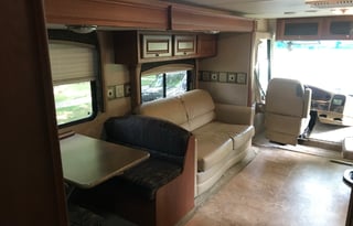 2011 Damon Daybreak 35BD