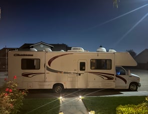 Four Winds RV Chateau 31P