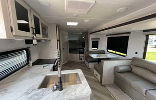 2022 Sleep 8, Dble bunks,Out Door kitchen