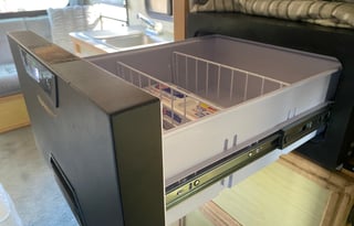 Retro 1989 Winnebago | Modern Upgrades, Sleeps 6