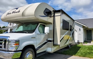 Pet & Family Friendly 2018 Thor Four Winds