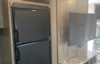 Rudolph Family Escape Camper Rental