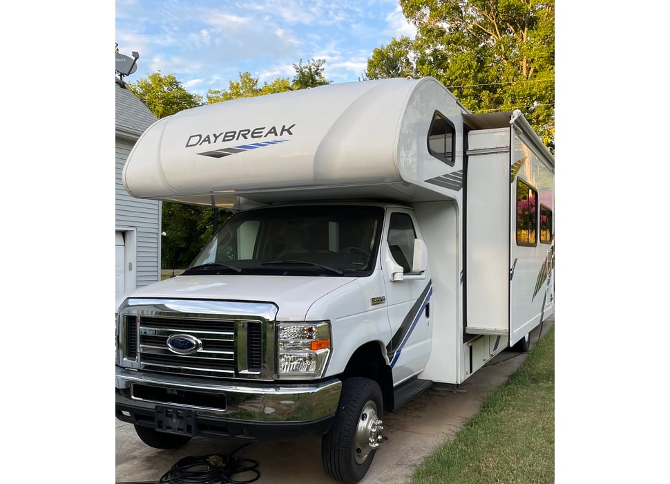 Class C Motor Home rentals in Seymour