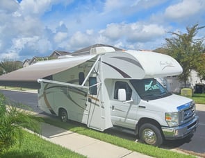 Thor Motor Coach Four Winds 22E