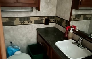 2013 Winnebago Chalet 31RJ