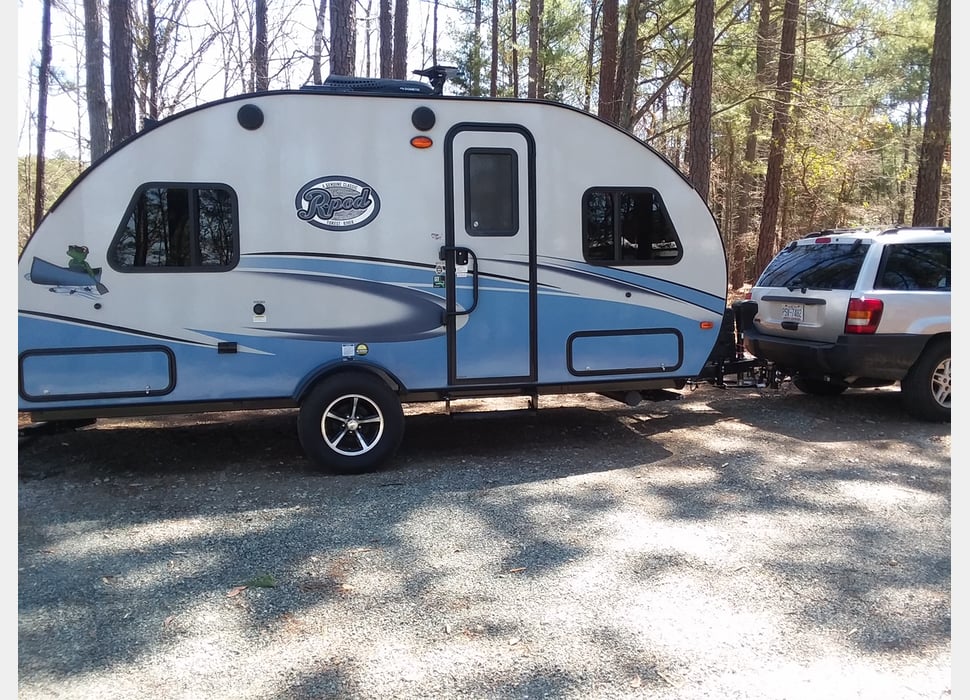 Travel Trailer rentals in Sims