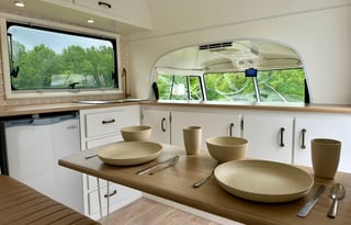 Volkswagen Bus RetroRV "Beka"