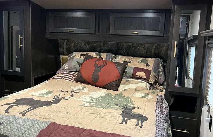 Master Bedroom with regular mattress