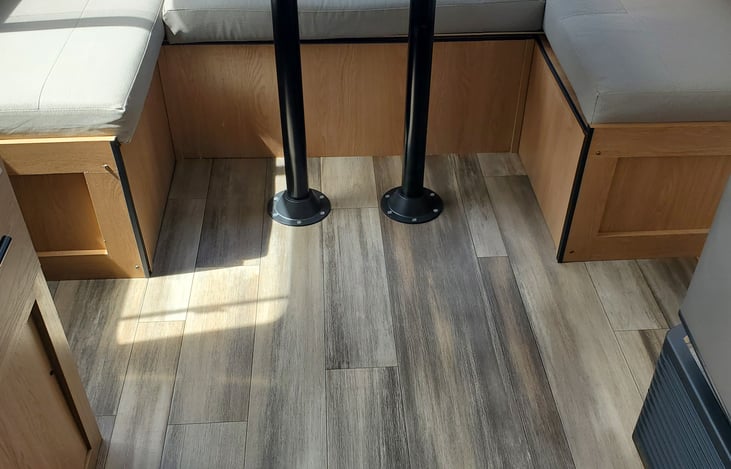 Light vinyl flooring