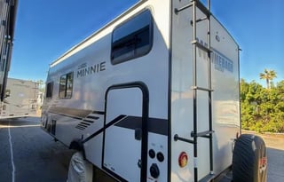 T6 - 2022 Winnebago Micro Minnie