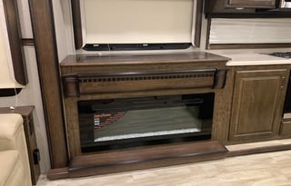 2021 Grand Design Solitude 372WB R