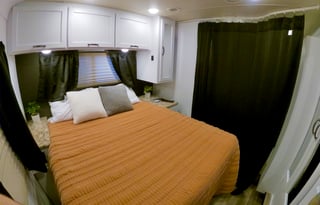 2017 Thor Motor Coach Freedom Elite 30FE