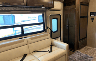2019 Thor Motor Coach ACE 30.2