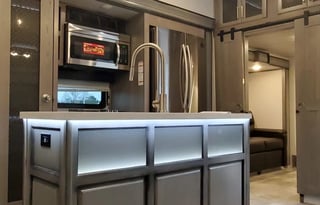 2020 Keystone Montana- HAL494