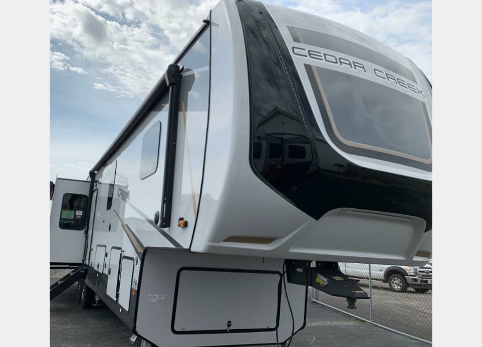 Fifth Wheel rentals in Roswell