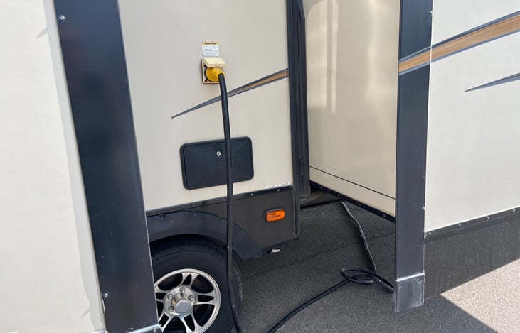 50 AMP connection and outdoor shower