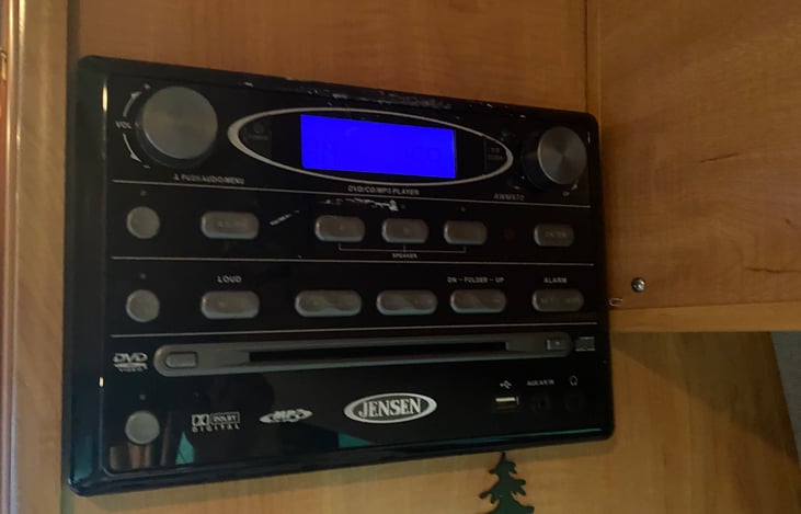 Rear entertainment center.