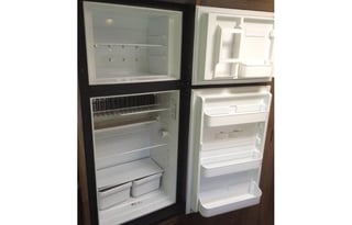 25' Coachmen Prism: Mercedes Sprinter w Full-Slide