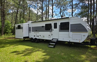 Family friendly with spacious private bunkroom!