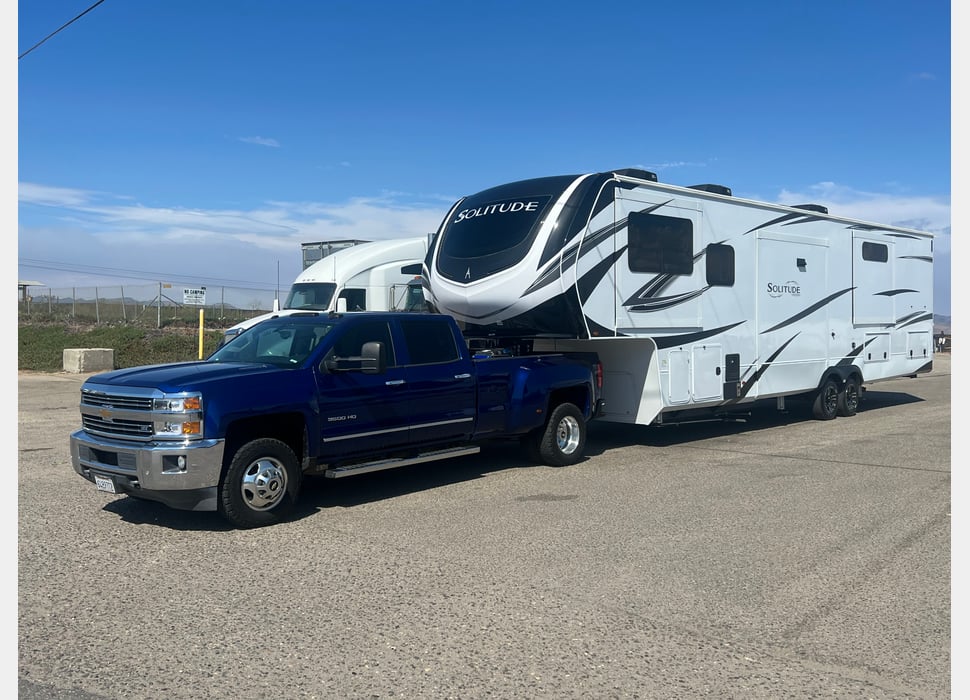 Fifth Wheel rentals in Palmdale