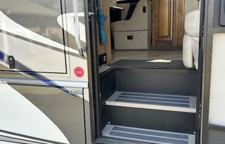 Happy RV Escape Rentals
