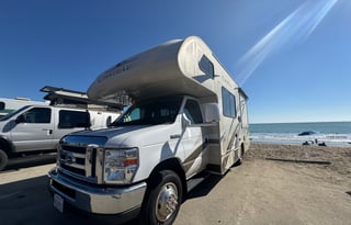 2019 Thor Chateau 22B • Low Miles • Dual Cameras