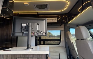 Hilda the Explorer! Great MPG, Solar & Generator!