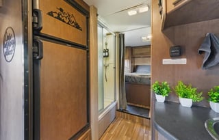 (#6) 30’ Adventure RV– Sleeps 8|Generator|Festival