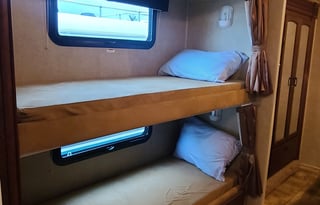 Best Floorplan For Families - 2014 Jayco Redhawk