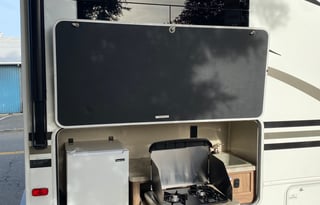 Luxury 2019 Entegra Coach Odyssey 25R