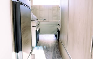 2022 LUXURY CUSTOM  MIDWEST AUTOMOTIVE PASSAGE