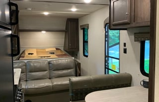 2018 Starcraft Autumn Ridge Outfitter 26BH