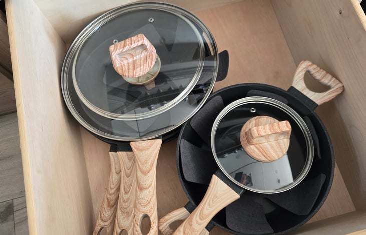 Cooking pans