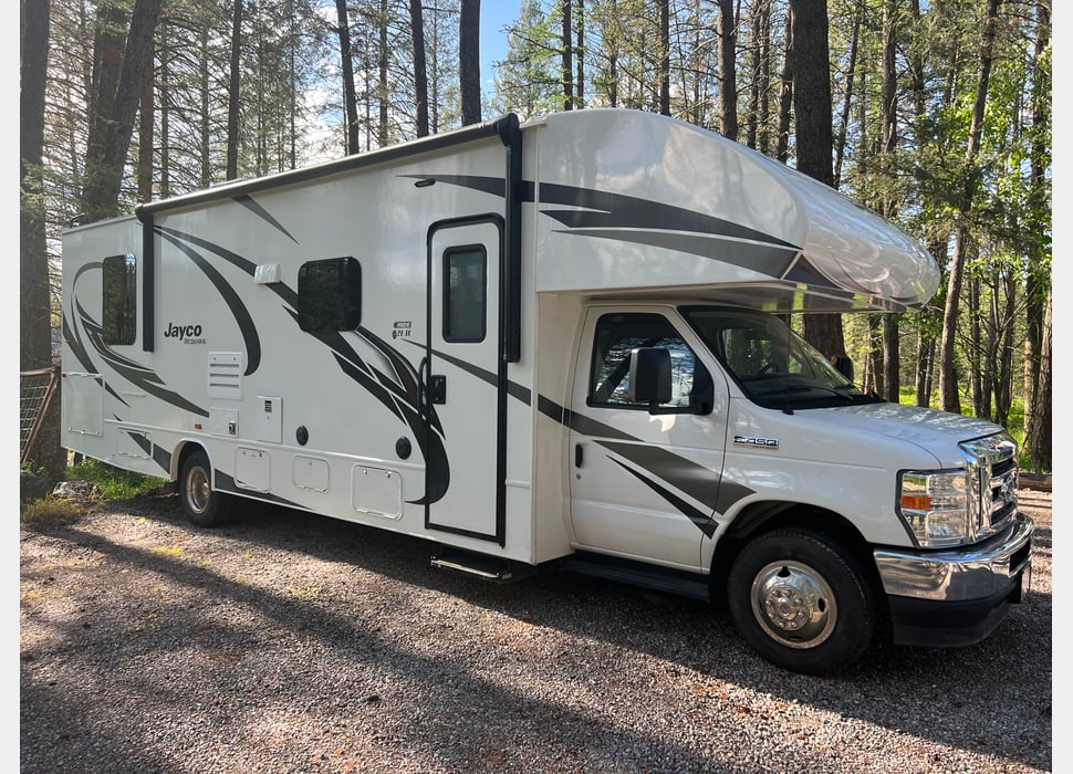 Class C Motor Home rentals in Kalispell