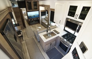 2024 Alliance Paradigm 395DS Paradise on Wheels