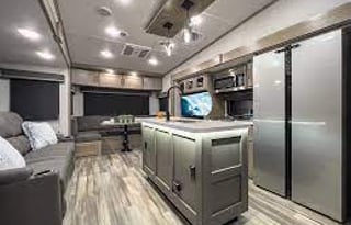 Luxury Family 5th wheel