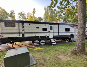Keystone RV Hideout 32LBH