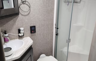 2024 Fuzion 430 Toy Hauler with Gooseneck Hitch