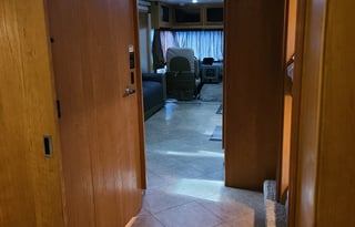 2015 Fleetwood Bounder(Delivery only)