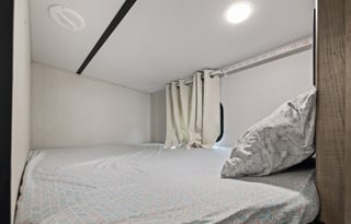 The Bohemian Dream(8 People / Local Delivery Only)