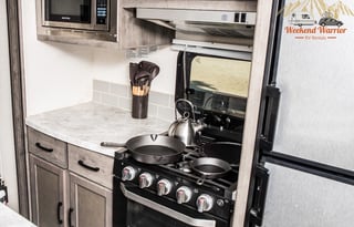 2021 Coachmen RV Apex Ultra-Lite 293RLDS